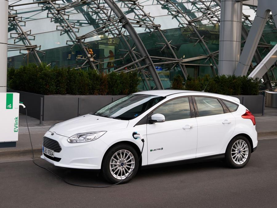  Ford Focus Electric 2013 года  (EU) (фото 8 из 10)